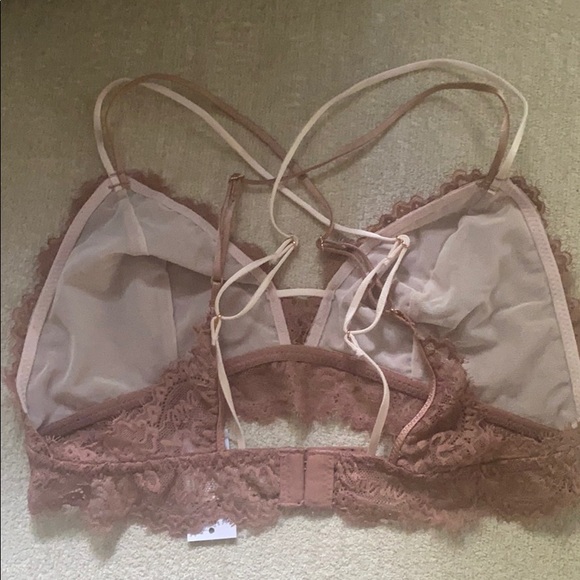 Aerie Bralette - Picture 2 of 3